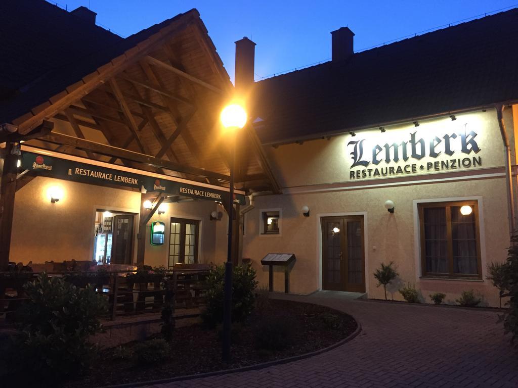 Penzion A Restaurace Lemberk Jablonné v Podještědí Exteriör bild